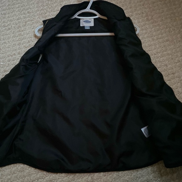 Vest - Picture 6 of 6